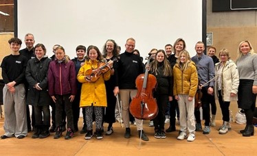 Sinfonieorchester auf Schultour in Schöllnach