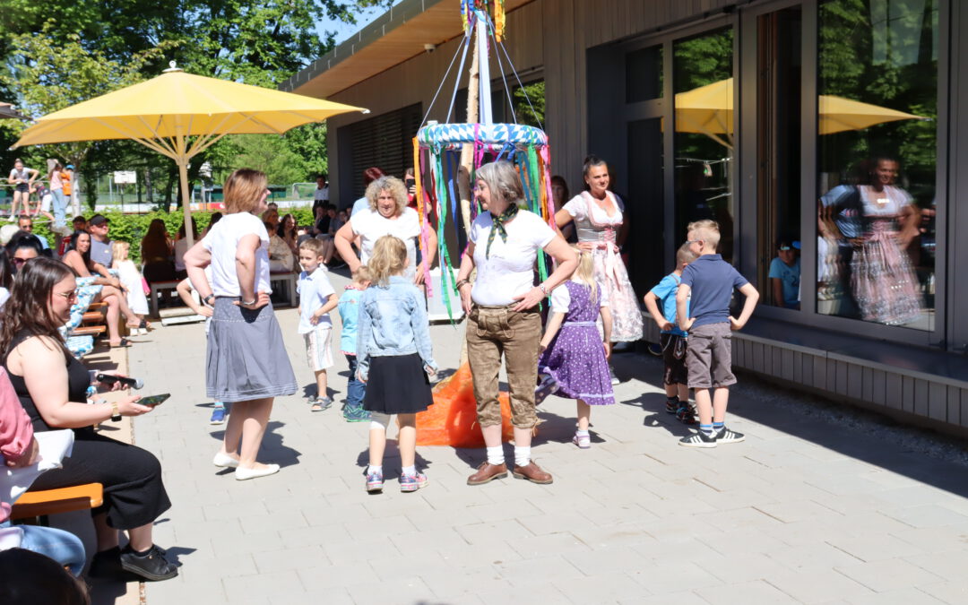 Maifest am Standort Osterhofen – schee war´s!