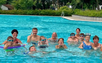 „Wasserspaß und Sicherheit – Schwimmen lernen leicht gemacht!“