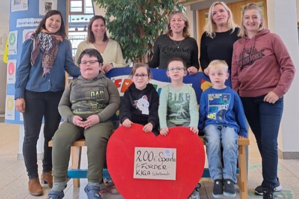 Spendenübergabe des Frauenbund Schöllnach