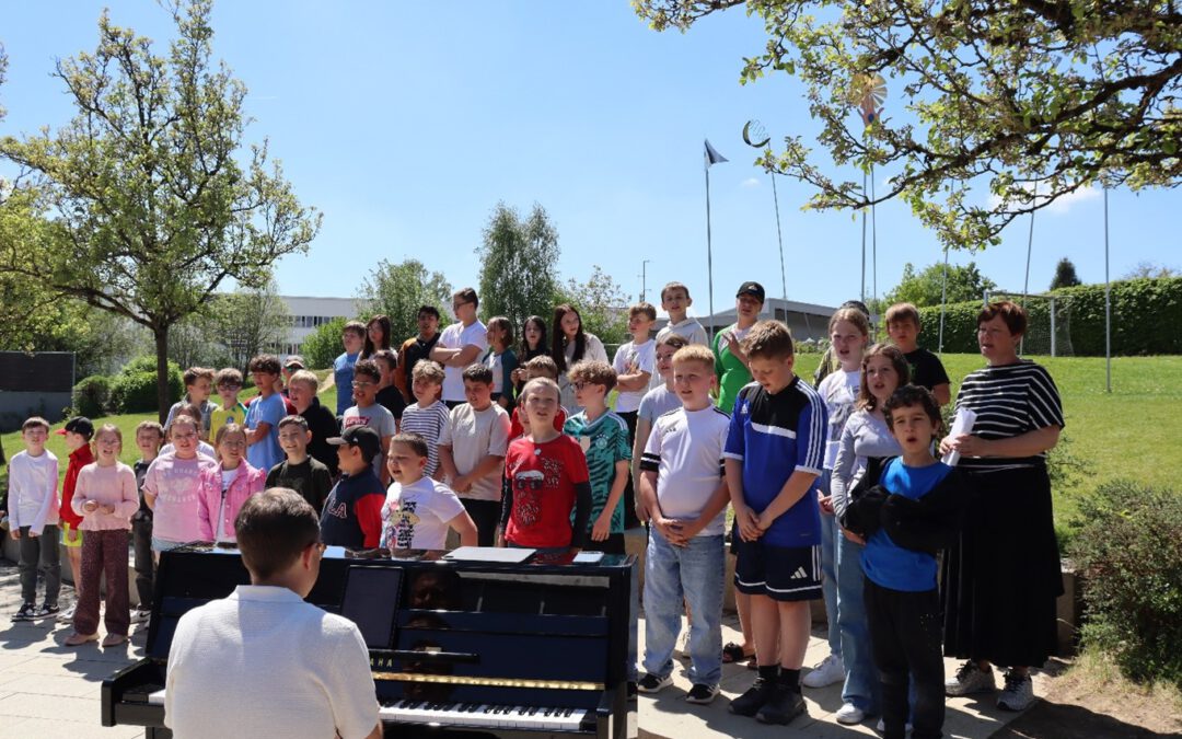 Aktionstag Musik von Realschule und SFZ in Schöllnach