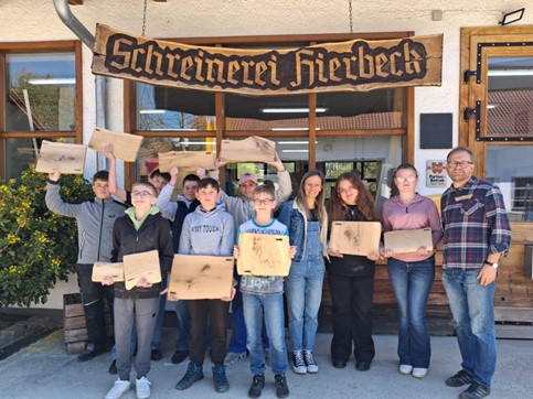 Betriebsbesichtigung Schreinerei Hierbeck in Schöllnach